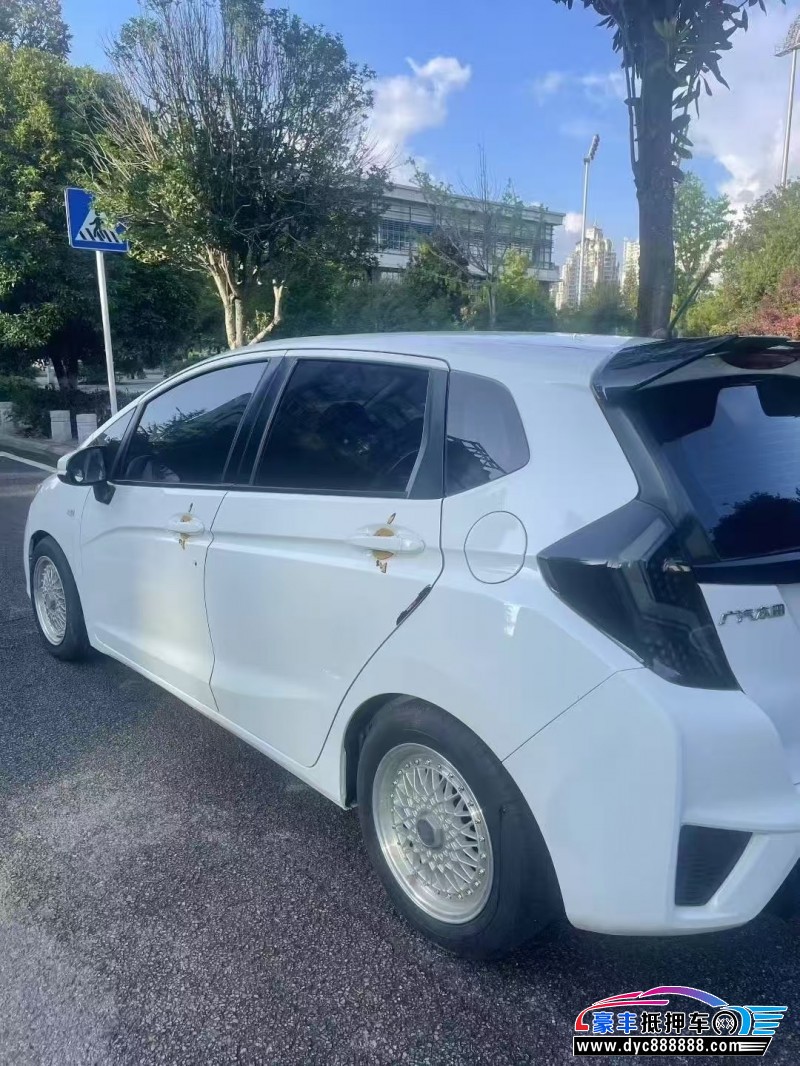 18年本田飞度轿车抵押车出售