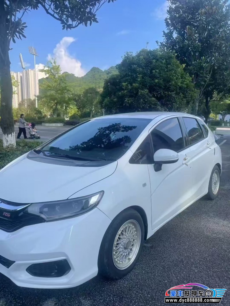 18年本田飞度轿车抵押车出售