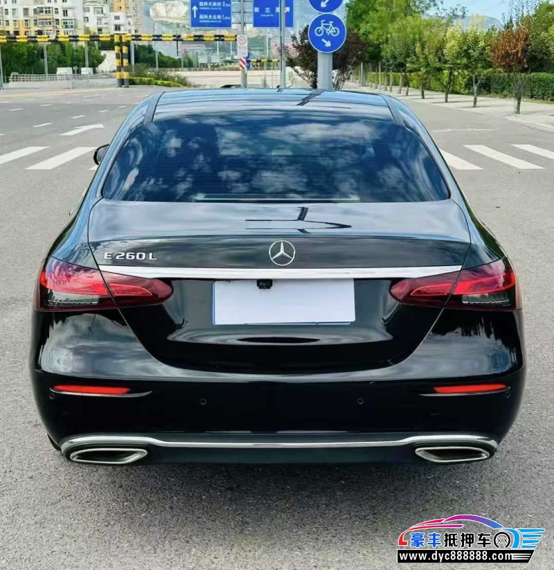 21年奔驰E轿车抵押车出售