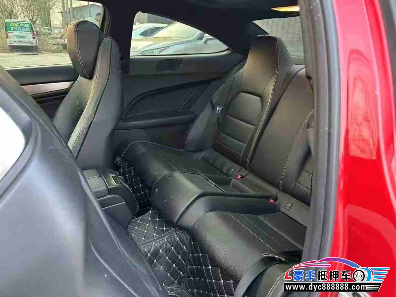 15年奔驰C轿车抵押车出售