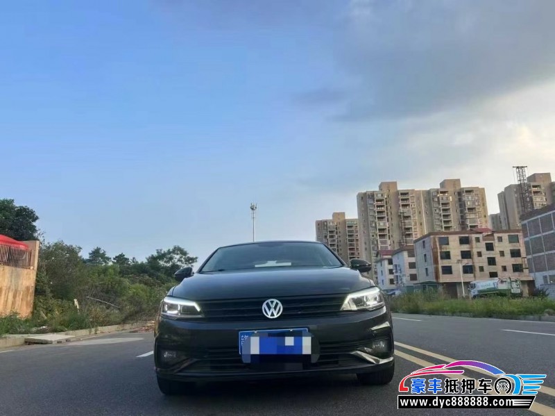 21年大众凌渡轿车抵押车出售