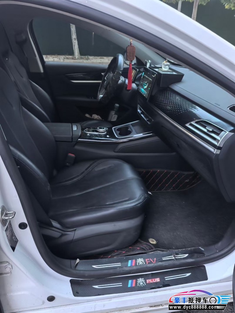 23年比亚迪秦轿车抵押车出售