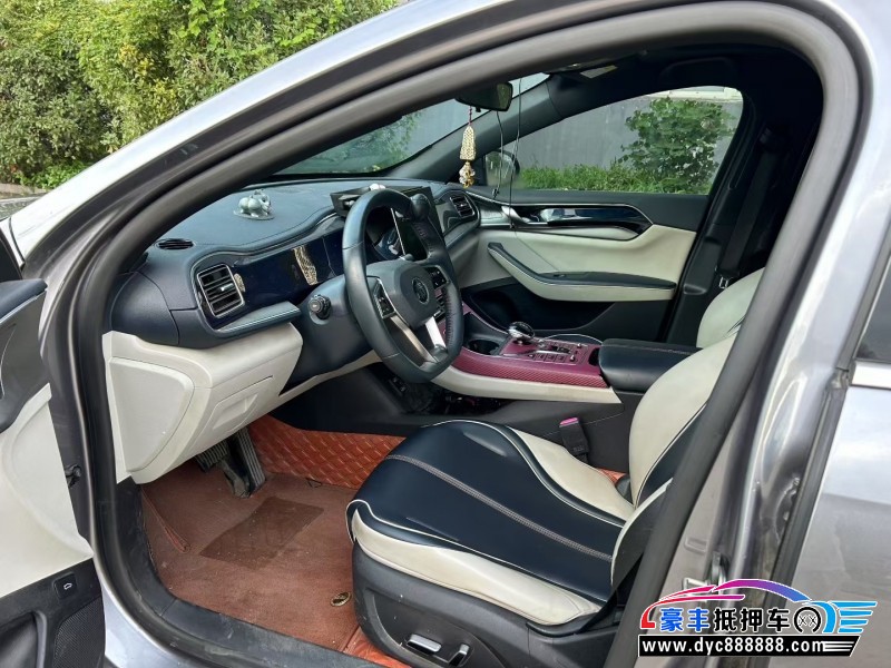 22年比亚迪秦轿车抵押车出售