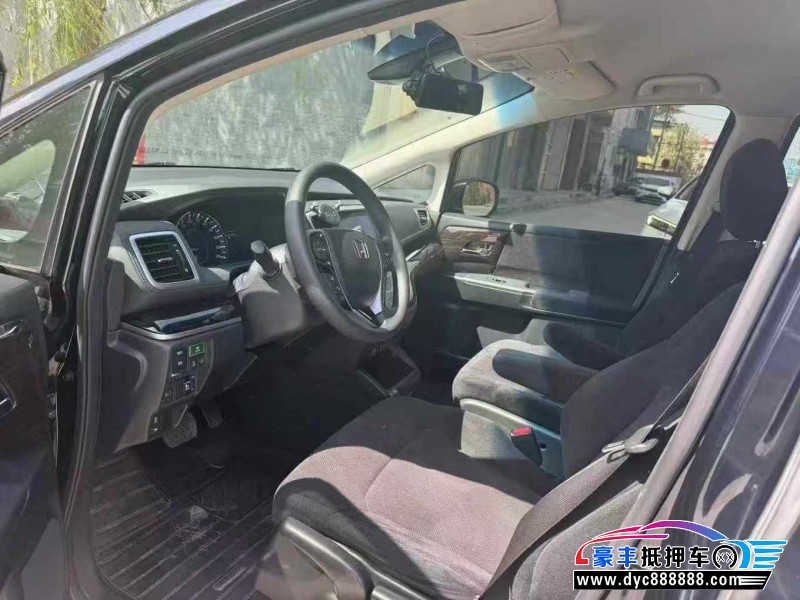 21年本田奥德赛轿车抵押车出售