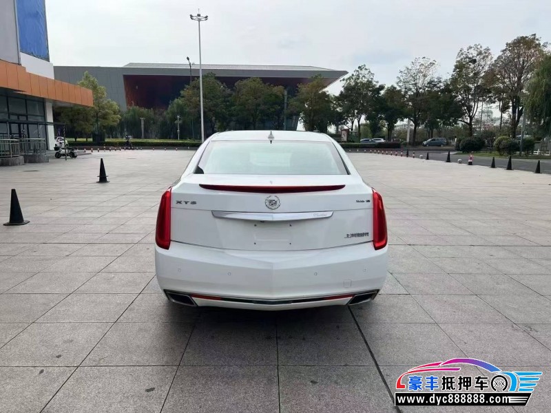 15年凯迪拉克XTS轿车抵押车出售