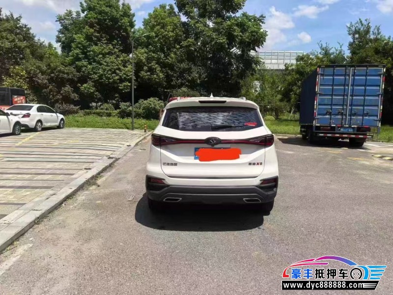 21年江淮思皓X8轿车抵押车出售