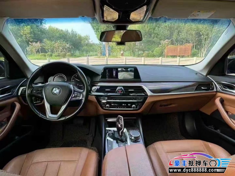 18年宝马5系轿车抵押车出售