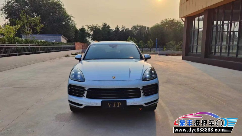 18年保时捷卡宴轿车抵押车出售