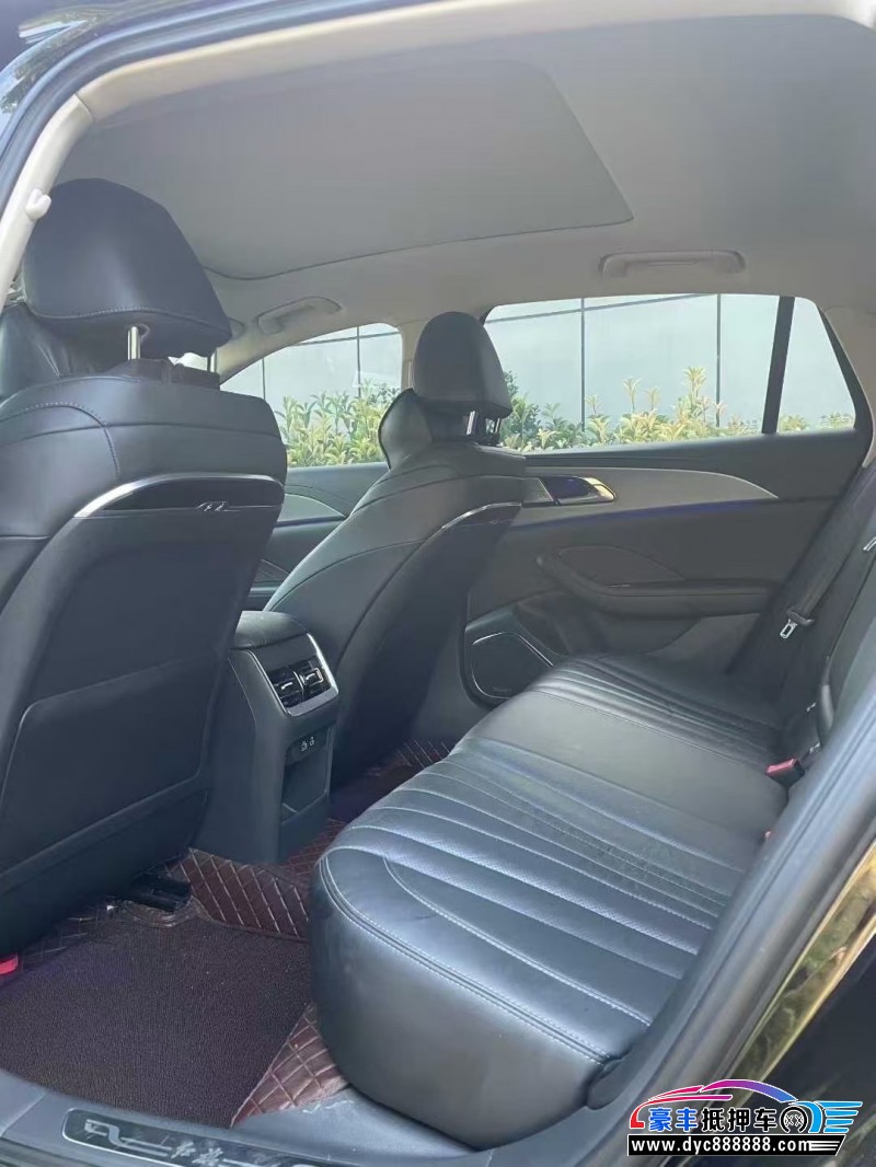 22年红旗H5轿车抵押车出售