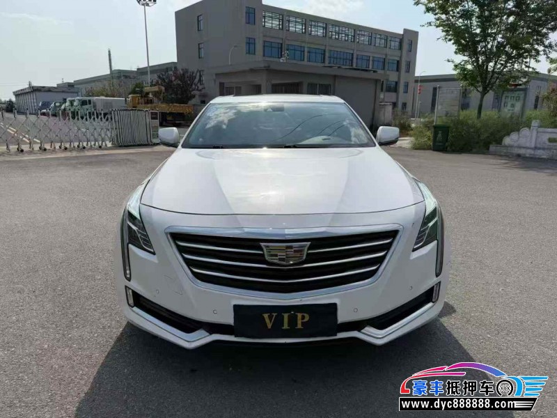 抵押车出售17年凯迪拉克CT6轿车