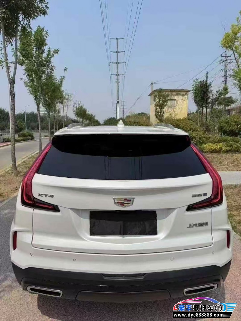 23年凯迪拉克XT4轿车抵押车出售