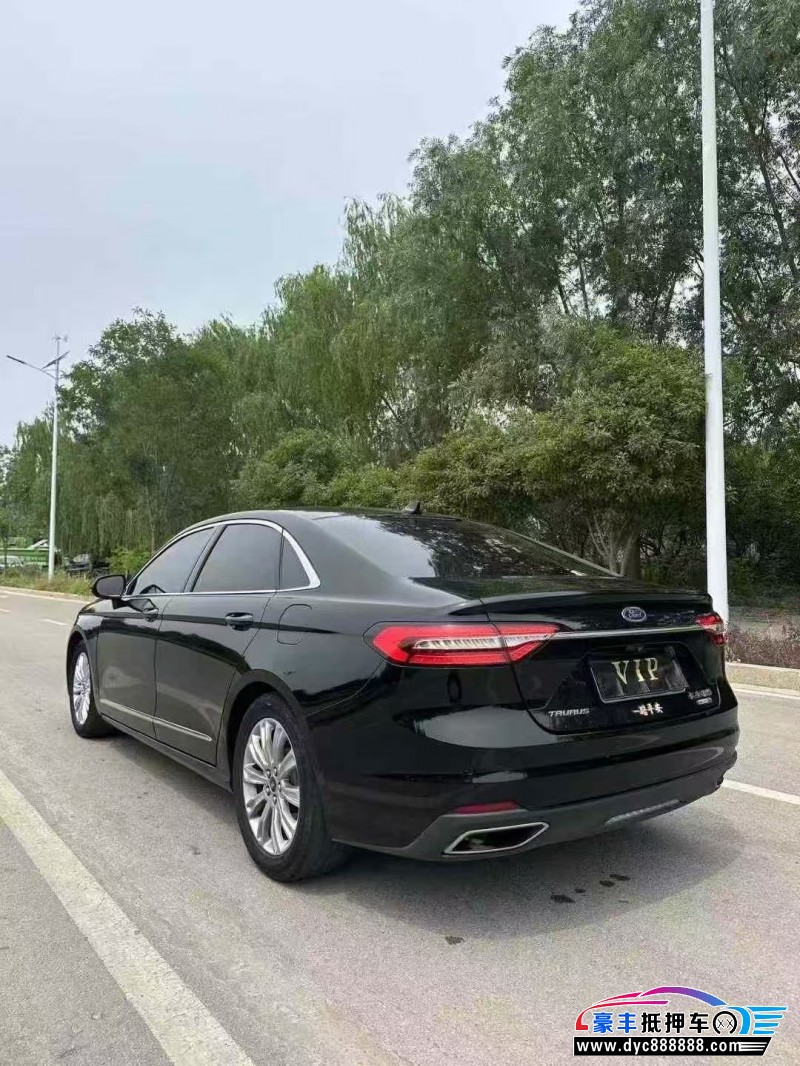 20年福特金牛座轿车抵押车出售