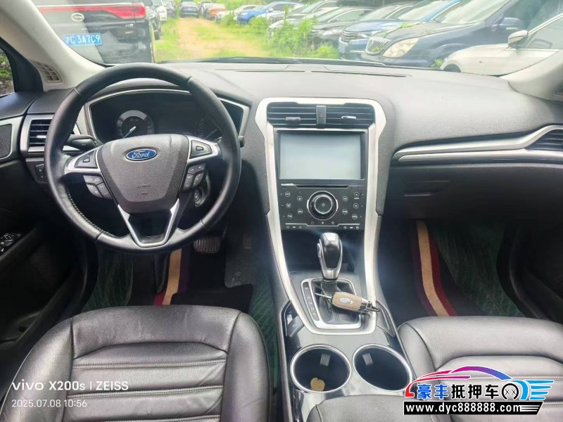 15年福特蒙迪欧轿车抵押车出售