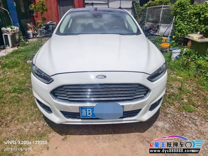 15年福特蒙迪欧轿车抵押车出售