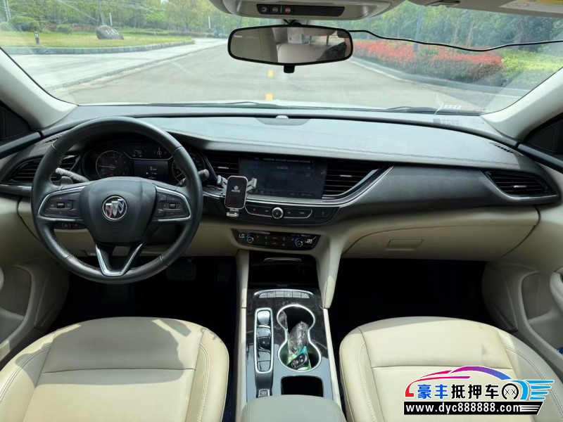 21年别克君威轿车抵押车出售