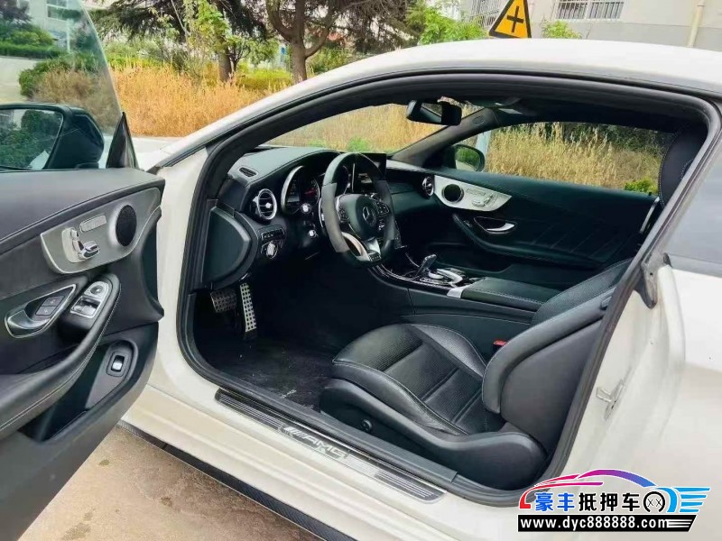 18年奔驰C级AMG轿车抵押车出售