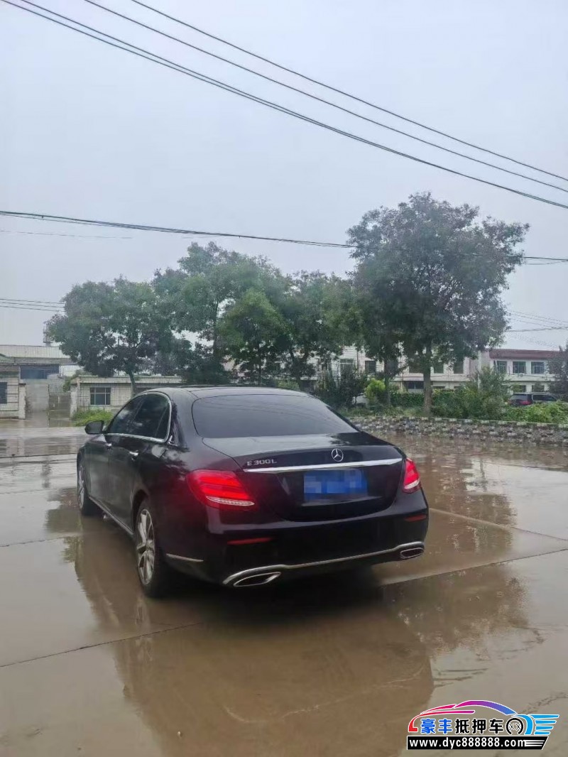 20年奔驰E轿车抵押车出售