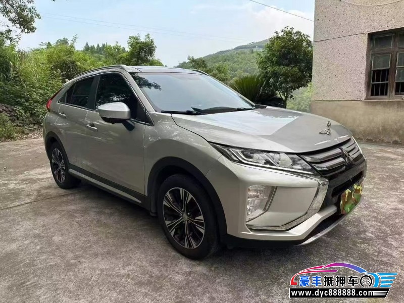 19年三菱奕歌轿车抵押车出售