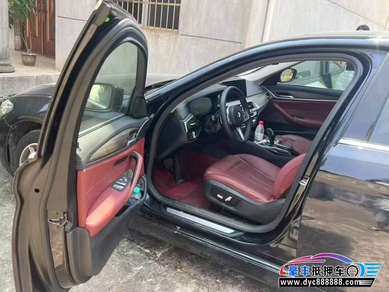 20年宝马5系轿车抵押车出售