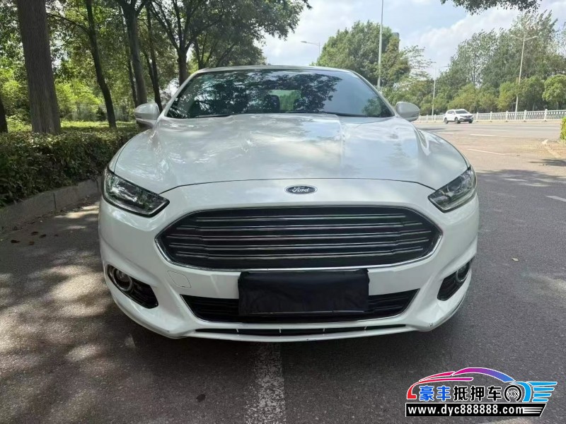 15年福特蒙迪欧轿车抵押车出售