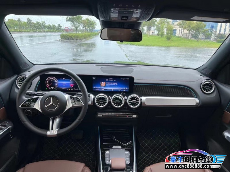 24年奔驰GLB轿车抵押车出售