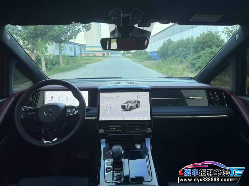 23年传祺M8轿车抵押车出售