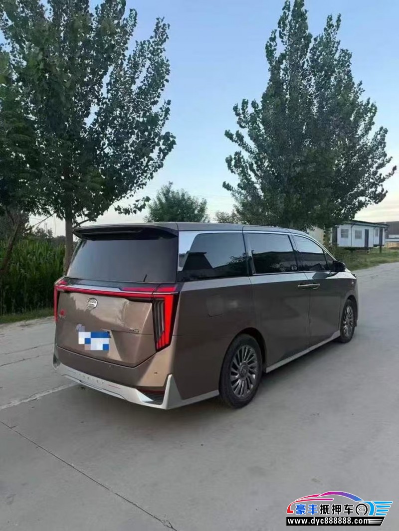 23年传祺M8轿车抵押车出售