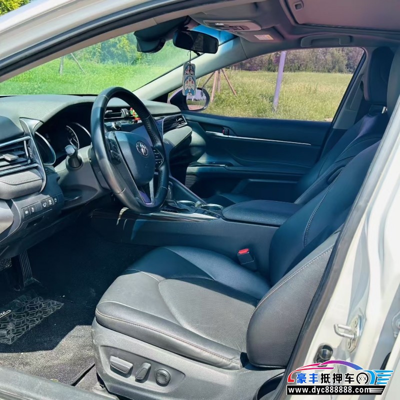 19年丰田凯美瑞轿车抵押车出售