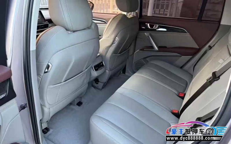 20年宝骏RS-5轿车抵押车出售