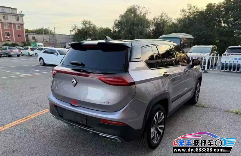 20年宝骏RS-5轿车抵押车出售