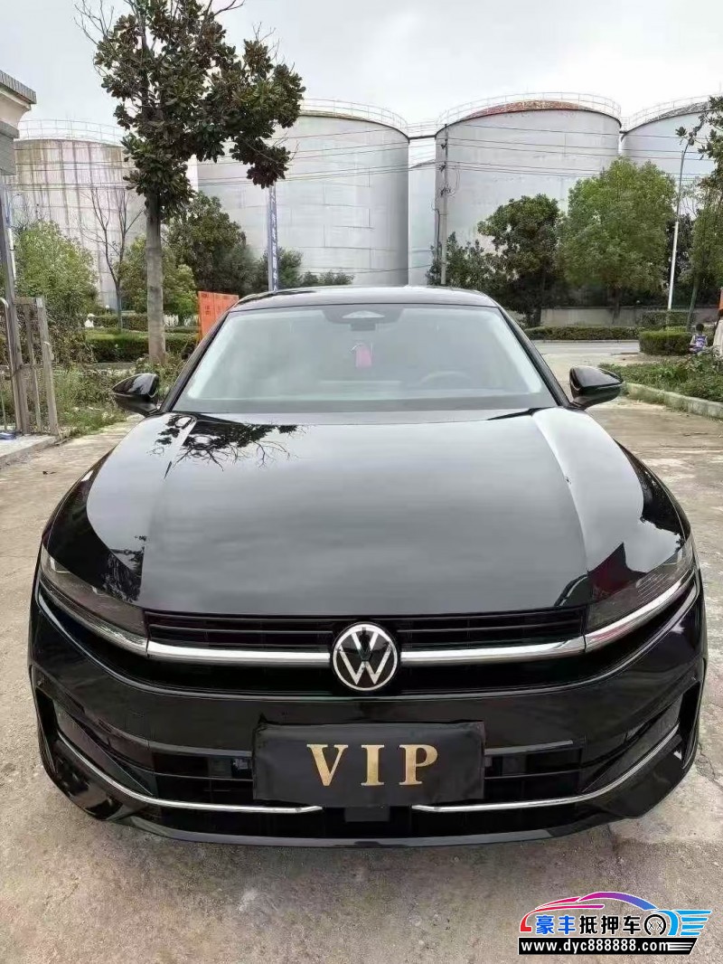 25年大众迈腾轿车抵押车出售