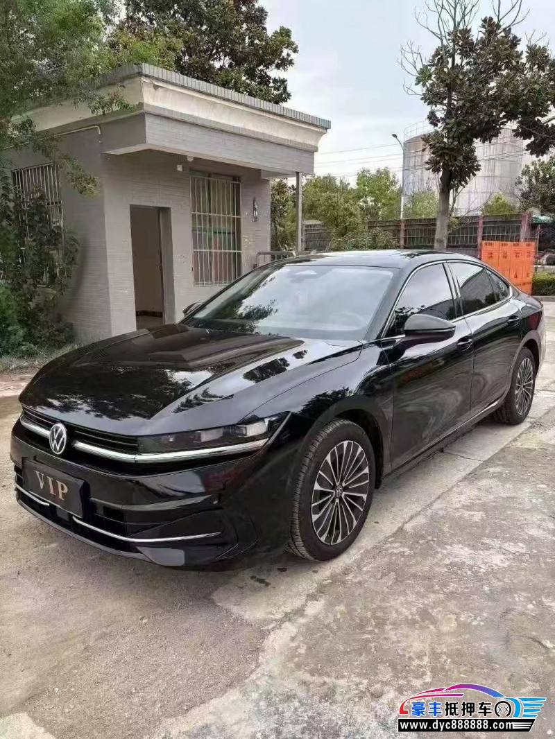 25年大众迈腾轿车抵押车出售