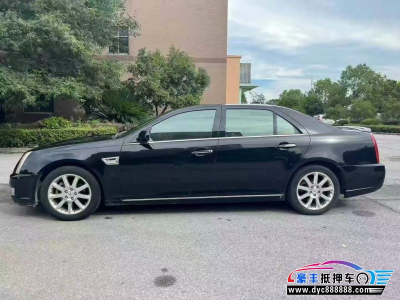 12年凯迪拉克赛威轿车抵押车出售