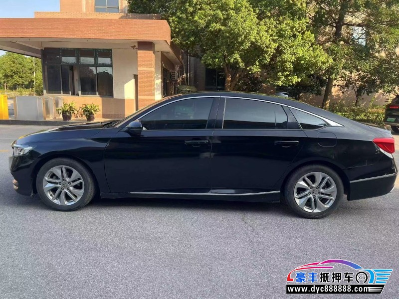 21年本田雅阁轿车抵押车出售