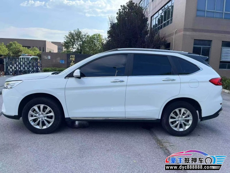 23年长城M6轿车抵押车出售