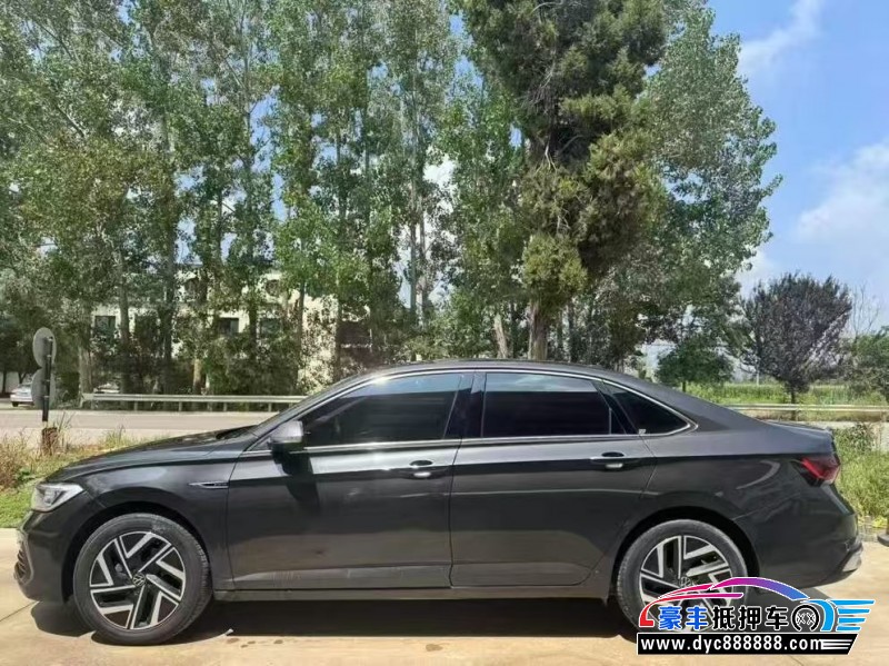 22年大众速腾轿车抵押车出售