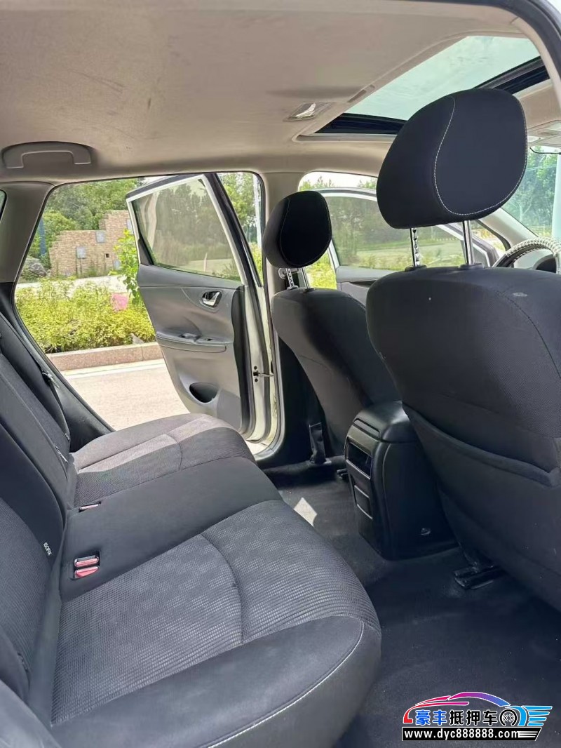 19年日产骐达轿车抵押车出售