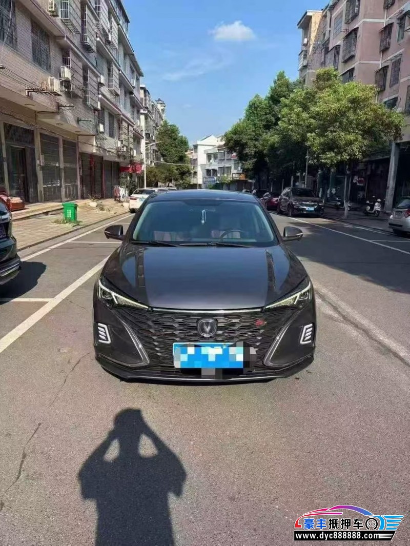 21年长安逸动轿车抵押车出售