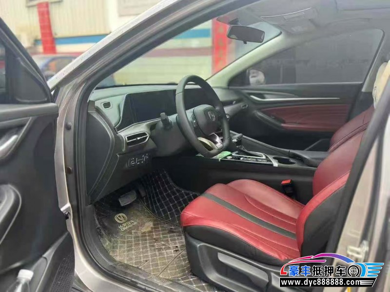 21年长安逸动轿车抵押车出售