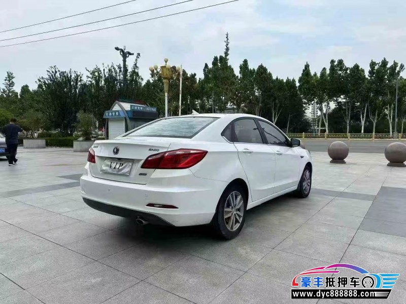 18年长安逸动轿车抵押车出售