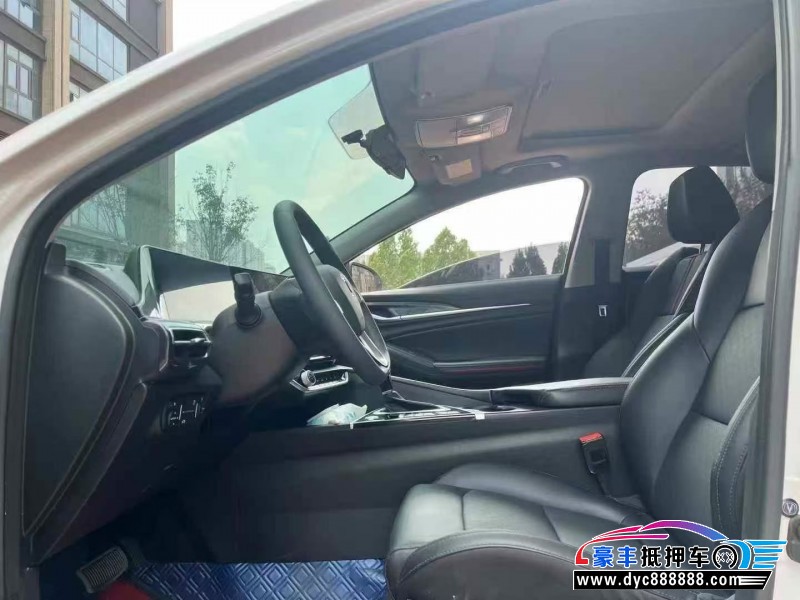 20年长安逸动轿车抵押车出售