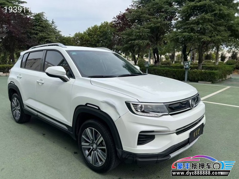 20年长安CS35轿车抵押车出售