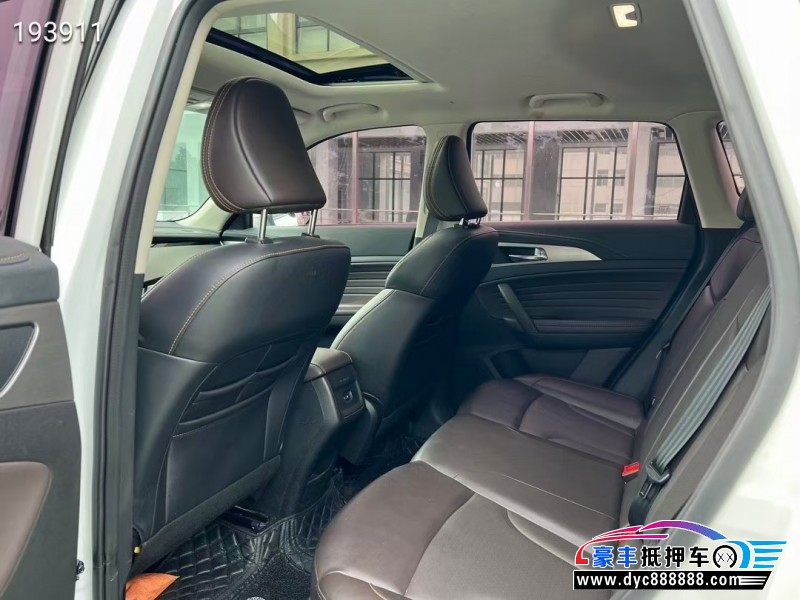 20年长安CS35轿车抵押车出售