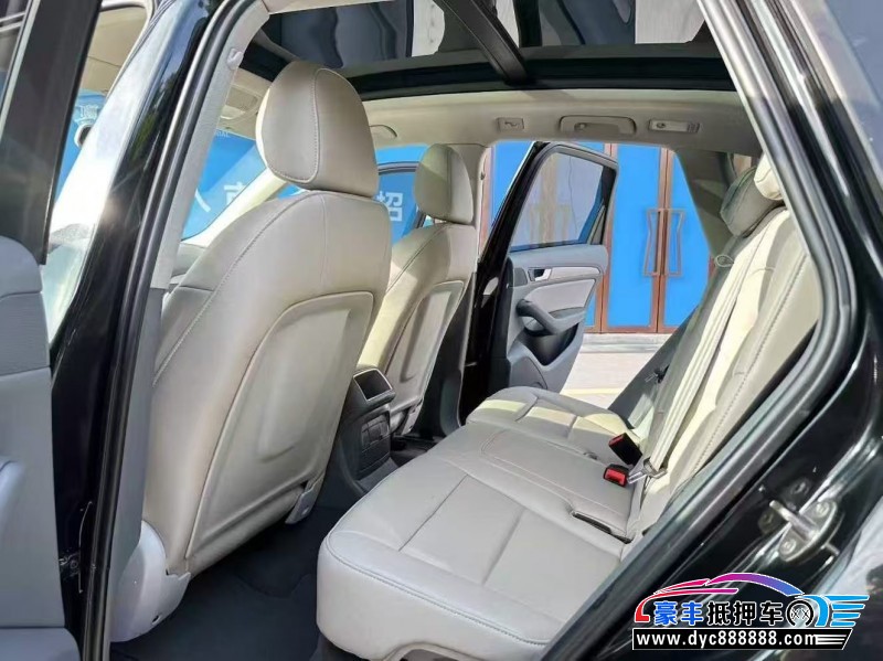 15年奥迪Q5轿车抵押车出售