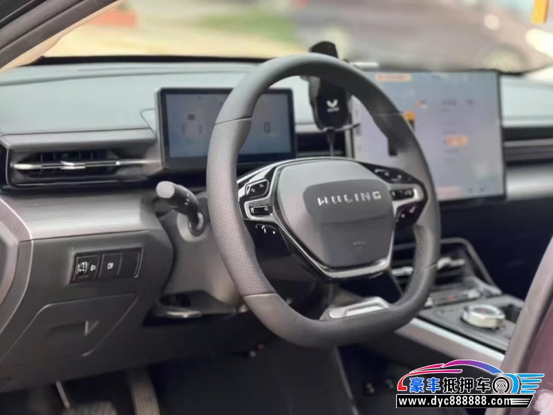 24年五菱星光轿车抵押车出售