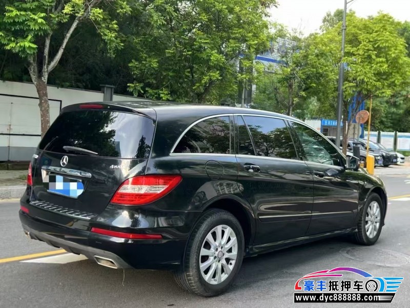 17年奔驰R轿车抵押车出售