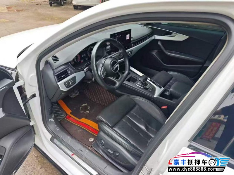 22年奥迪A4L轿车抵押车出售