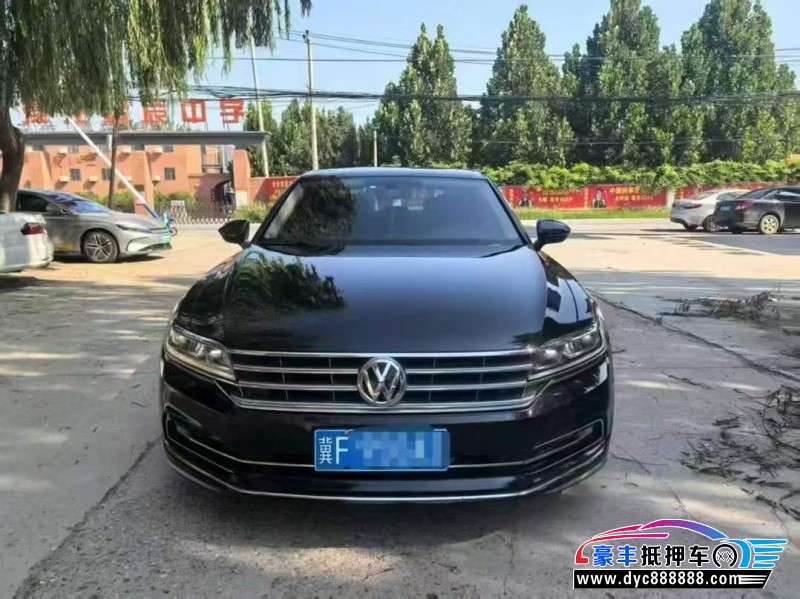 18年大众辉昂轿车抵押车出售