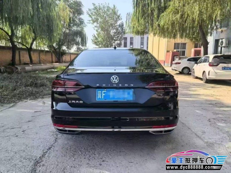 18年大众辉昂轿车抵押车出售