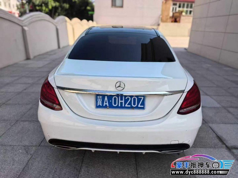 18年奔驰C轿车抵押车出售